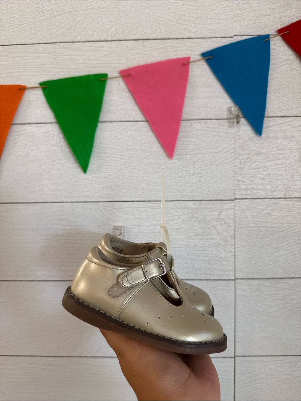 Footmates Kids Metallic Gold Mary Jane Shoes with Buckle